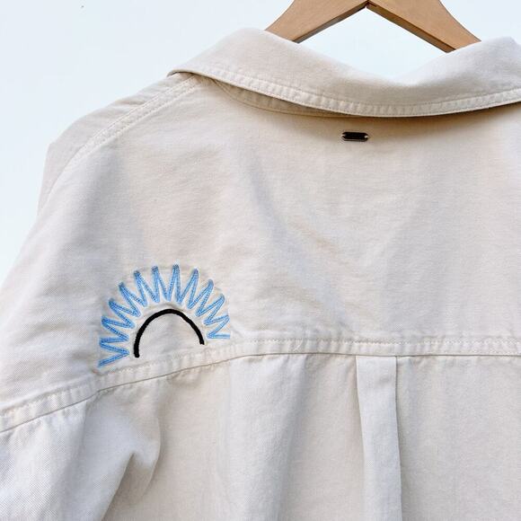 Rip Curl Women’s Embroidered Pacific Dreams Shacket Cream Button Down Large - Picture 11 of 11